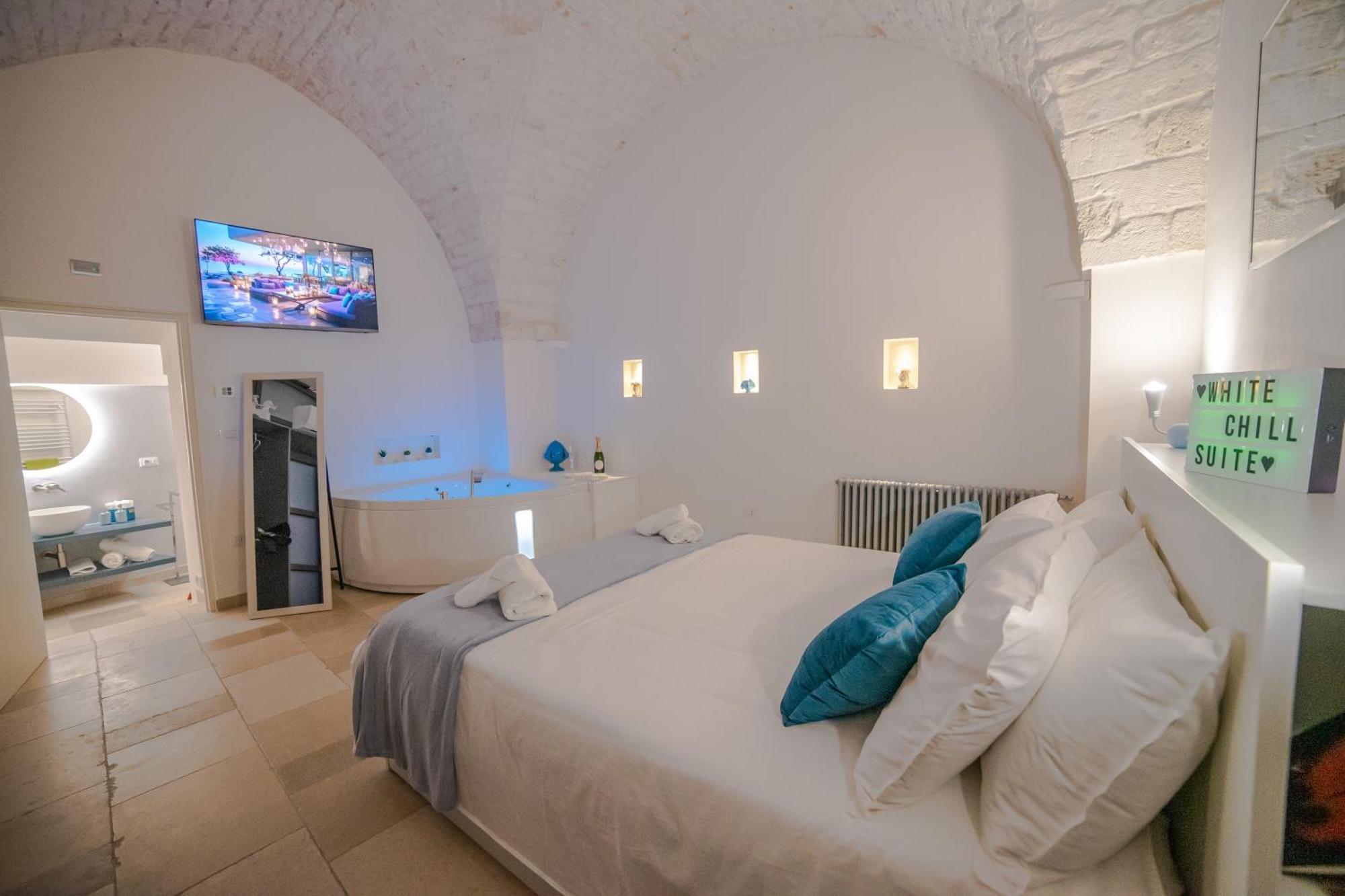White Chill Suite Ostuni Esterno foto