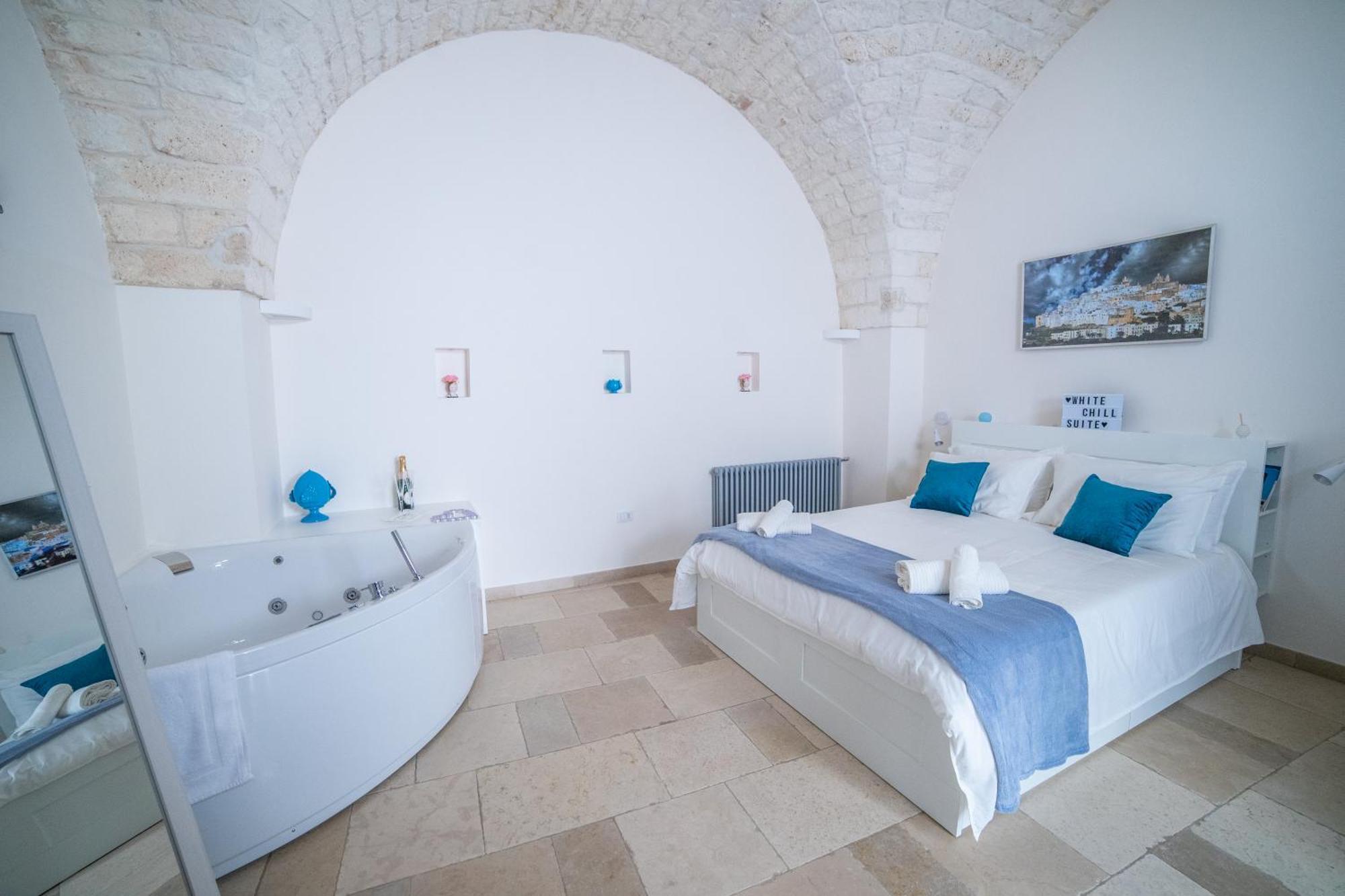 White Chill Suite Ostuni Esterno foto